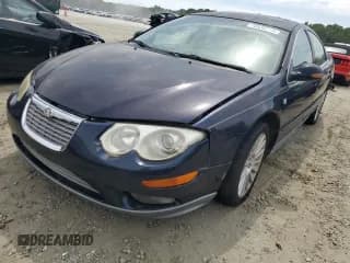 ✅ 2003 Chrysler 300M M • VIN: 2C3AE76K03H518573 • Лот: 70539774. Опубликован ранее на Copart с пробегом 125 521 миль. Бесплатный доступ к архиву аукционных продаж из США и подробный отчёт об истории автомобиля на DreamBid. Изображение 1.