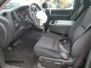 ✅ 2013 GMC Sierra 1500 SLE • VIN: 1GTR1VE07DZ299207 • Lot: 64427205. Wystawiony na Copart z przebiegiem 102 048 mil. Bezpłatny archiwum sprzedaży aukcyjnych z USA i szczegółowy raport historii pojazdu na DreamBid. Zdjęcie 7.