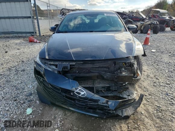 ✅ 2023 Hyundai Elantra SEL • VIN: 5NPLM4AG4PH103018 • Lot: 92325975. Listed on Copart with 65,860 mi. Free auction sales archive from the USA and detailed vehicle history report at DreamBid. Image 5.