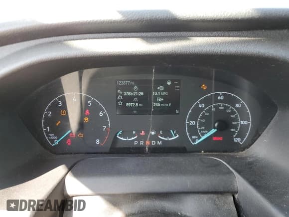 ✅ 2020 Ford Transit Cargo • VIN: 1FTBR3X80LKA28630 • Lot: 81219295. Wystawiony na Copart z przebiegiem 123 877 mil. Bezpłatny archiwum sprzedaży aukcyjnych z USA i szczegółowy raport historii pojazdu na DreamBid. Zdjęcie 9.