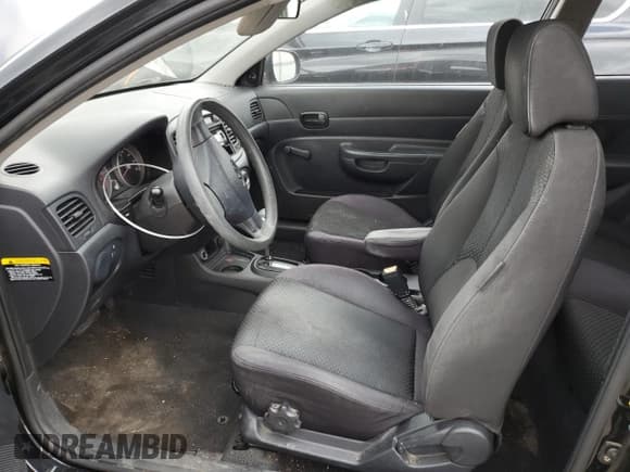 ✅ 2010 Hyundai Accent GS • VIN: KMHCM3AC2AU162956 • Лот: 57654275. Опубликован ранее на Copart с пробегом 152 128 миль. Бесплатный доступ к архиву аукционных продаж из США и подробный отчёт об истории автомобиля на DreamBid. Изображение 7.