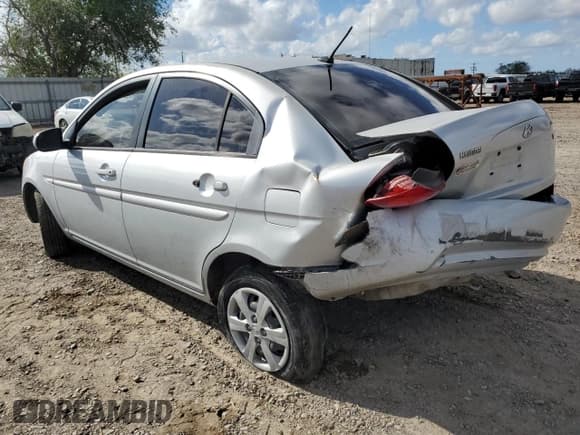 ✅ 2010 Hyundai Accent GLS • VIN: KMHCN4AC6AU462809 • Лот: 86384904. Опубликован ранее на Copart с пробегом 183 898 миль. Бесплатный доступ к архиву аукционных продаж из США и подробный отчёт об истории автомобиля на DreamBid. Изображение 2.