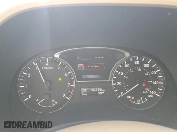 ✅ 2015 Nissan Pathfinder Platinum • VIN: 5N1AR2MNXFC667673 • Lot: 52942785. Listed on Copart with 90,626 mi. Free auction sales archive from the USA and detailed vehicle history report at DreamBid. Image 9.