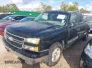 ✅ 2006 Chevrolet Silverado 1500 LS • VIN: 2GCEC19T161141950 • Lot: 43589646. Listed on IAAI with 281,608 mi. Free auction sales archive from the USA and detailed vehicle history report at DreamBid. Image 2.