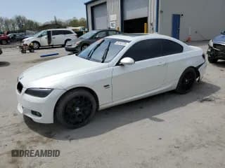 ✅ 2009 BMW 3 Series 328i xDrive • VIN: WBAWC33579PC87710 • Lot: 53742725. Listed on Copart with 84,424 mi. Free auction sales archive from the USA and detailed vehicle history report at DreamBid. Image 1.