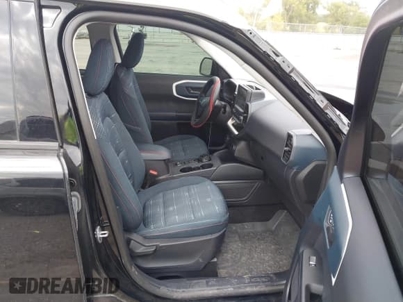 ✅ 2024 Ford Bronco Sport Heritage • VIN: 3FMCR9G6XRRE93244 • Лот: 43199260. Опубликован ранее на IAAI с пробегом 13 371 миль. Бесплатный доступ к архиву аукционных продаж из США и подробный отчёт об истории автомобиля на DreamBid. Изображение 5.