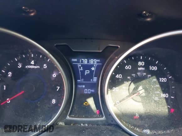 2013 Hyundai Veloster w/Black Int с VIN KMHTC6AD5DU159101, выставлен на аукционе IAAI как лот 43524350 с пробегом 178 189 миль миль и . История ставок и продаж доступна на DreamBid. Изображение 7.