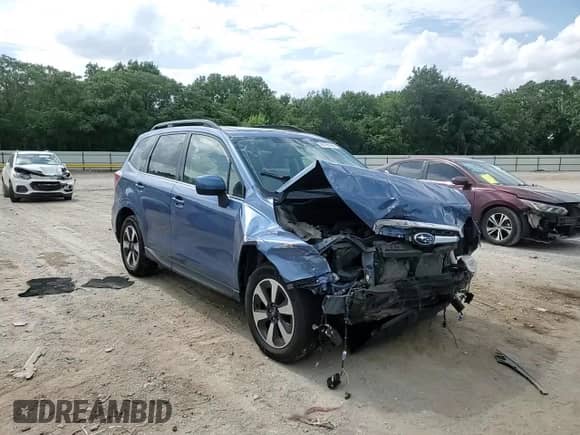 2017 Subaru Forester Limited with VIN JF2SJARC7HH578541, listed as a Copart auction lot 66165185 with 61,085 mi miles and Salvage title. Bid and sale history available at DreamBid. Image 14.