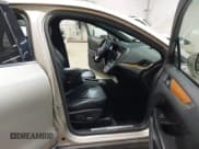 ✅ 2017 Lincoln MKC Reserve • VIN: 5LMTJ3DH2HUL45328 • Лот: 43495070. Опубликован ранее на IAAI с пробегом 91 703 миль. Бесплатный доступ к архиву аукционных продаж из США и подробный отчёт об истории автомобиля на DreamBid. Изображение 5.