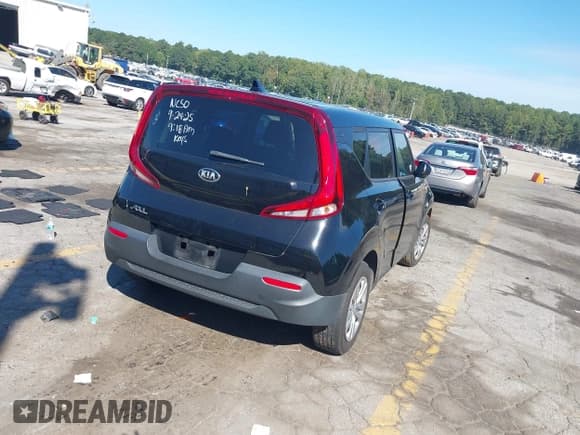✅ 2020 Kia Soul LX • VIN: KNDJ23AU9L7059254 • Lot: 43335377. Listed on IAAI with 95,000 mi. Free auction sales archive from the USA and detailed vehicle history report at DreamBid. Image 4.