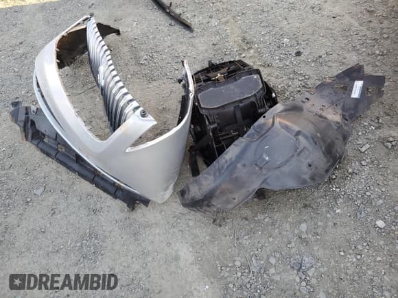 ✅ 2010 Mercury Milan Hybrid • VIN: 3MEDM0L32AR613281 • Lot: 87482914. Wystawiony na Copart z przebiegiem 143 812 mil. Bezpłatny archiwum sprzedaży aukcyjnych z USA i szczegółowy raport historii pojazdu na DreamBid. Zdjęcie 12.