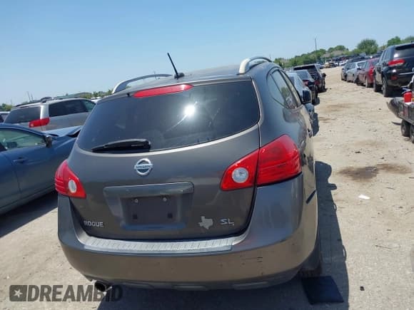 ✅ 2008 Nissan Rogue SL • VIN: JN8AS58T68W307129 • Lot: 42858458. Wystawiony na IAAI z przebiegiem Nie podano. Bezpłatny archiwum sprzedaży aukcyjnych z USA i szczegółowy raport historii pojazdu na DreamBid. Zdjęcie 17.