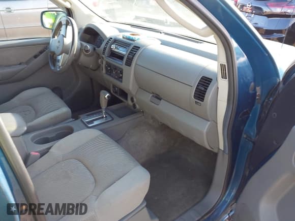 ✅ 2005 Nissan Frontier Nismo • VIN: 1N6AD07W15C408190 • Lot: 43790734. Listed on IAAI with 186,866 mi. Free auction sales archive from the USA and detailed vehicle history report at DreamBid. Image 5.