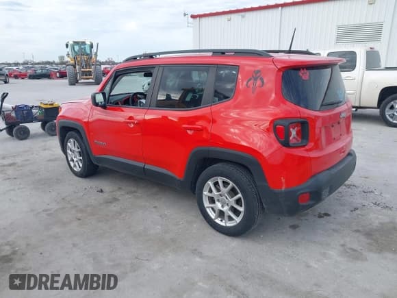 ✅ 2020 Jeep Renegade Sport • VIN: ZACNJAAB8LPL39108 • Lot: 43678734. Listed on IAAI with 114,201 mi. Free auction sales archive from the USA and detailed vehicle history report at DreamBid. Image 3.