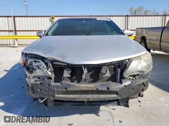 ✅ 2014 Toyota Camry SE • VIN: 4T1BF1FK2EU422742 • Лот: 91895485. Опубликован ранее на Copart с пробегом 101 806 миль. Бесплатный доступ к архиву аукционных продаж из США и подробный отчёт об истории автомобиля на DreamBid. Изображение 5.