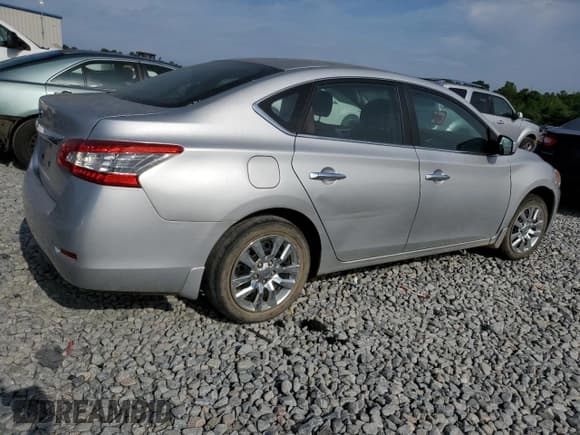 ✅ 2015 Nissan Sentra S • VIN: 3N1AB7AP7FY334112 • Lot: 54449685. Wystawiony na Copart z przebiegiem 128 943 mil. Bezpłatny archiwum sprzedaży aukcyjnych z USA i szczegółowy raport historii pojazdu na DreamBid. Zdjęcie 3.