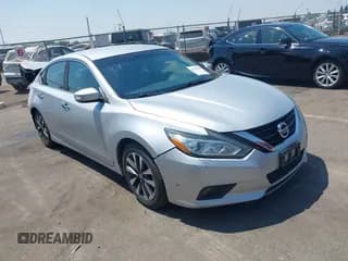 ✅ 2017 Nissan Altima SR • VIN: 1N4AL3AP1HC204704 • Lot: 42700900. Listed on IAAI with 147,914 mi. Free auction sales archive from the USA and detailed vehicle history report at DreamBid. Image 1.