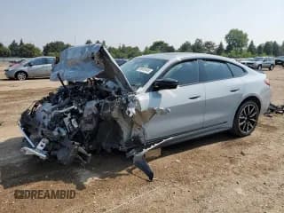 ✅ 2025 BMW i4 M50 • VIN: WBY33HD00SFU19039 • Lot: 59691045. Wystawiony na Copart z przebiegiem Nie podano. Bezpłatny archiwum sprzedaży aukcyjnych z USA i szczegółowy raport historii pojazdu na DreamBid. Zdjęcie 1.