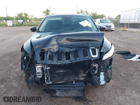 ✅ 2015 Jeep Cherokee Limited • VIN: 1C4PJMDS1FW512953 • Lot: 43323859. Wystawiony na IAAI z przebiegiem 110 937 mil. Bezpłatny archiwum sprzedaży aukcyjnych z USA i szczegółowy raport historii pojazdu na DreamBid. Zdjęcie 13.