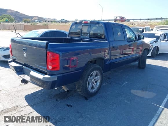 ✅ 2007 Dodge Dakota SLT • VIN: 1D7HE48N37S192708 • Лот: 42750202. Опубликован ранее на IAAI с пробегом 181 918 миль. Бесплатный доступ к архиву аукционных продаж из США и подробный отчёт об истории автомобиля на DreamBid. Изображение 4.