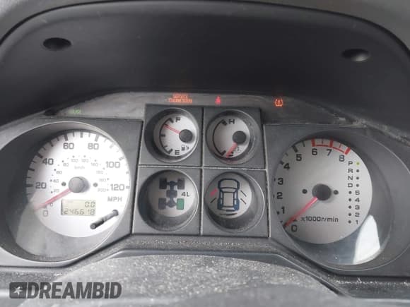 ✅ 2006 Mitsubishi Montero Limited • VIN: JA4MW51S16J003757 • Lot: 41683143. Listed on IAAI with 246,618 mi. Free auction sales archive from the USA and detailed vehicle history report at DreamBid. Image 7.