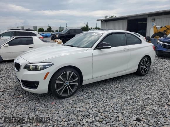✅ 2018 BMW 2 Series 230i • VIN: WBA2J1C59JVD09487 • Лот: 70494635. Опубликован ранее на Copart с пробегом 64 993 миль. Бесплатный доступ к архиву аукционных продаж из США и подробный отчёт об истории автомобиля на DreamBid. Изображение 1.