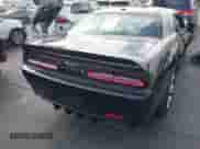 2021 Dodge Challenger R/T z VIN 2C3CDZBT8MH571335, wystawiony jako IAAI lot #43166232 z przebiegiem Nie podano mil oraz . Historia ofert i sprzedaży dostępna na DreamBid. Obrazek 17.