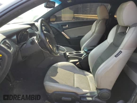 ✅ 2014 Hyundai Genesis Coupe Premium • VIN: KMHHT6KD6EU113945 • Lot: 47502565. Wystawiony na Copart z przebiegiem 133 670 mil. Bezpłatny archiwum sprzedaży aukcyjnych z USA i szczegółowy raport historii pojazdu na DreamBid. Zdjęcie 7.