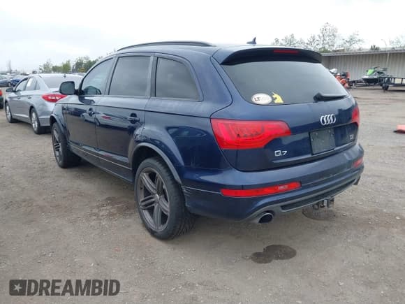 ✅ 2013 Audi Q7 Prestige • VIN: WA1WMBFE2DD006596 • Lot: 41879103. Wystawiony na IAAI z przebiegiem 118 956 mil. Bezpłatny archiwum sprzedaży aukcyjnych z USA i szczegółowy raport historii pojazdu na DreamBid. Zdjęcie 3.
