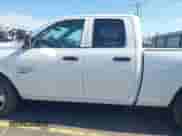 2024 Ram 1500 SLT z VIN 1C6RR7GG0RS156623, wystawiony jako IAAI lot #42702884 z przebiegiem 27 953 mil mil oraz . Historia ofert i sprzedaży dostępna na DreamBid. Obrazek 14.