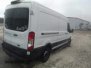 ✅ 2018 Ford Transit • VIN: 1FTYR2CG0JKA31607 • Лот: 40187043. Опубликован ранее на IAAI с пробегом 561 704 миль. Бесплатный доступ к архиву аукционных продаж из США и подробный отчёт об истории автомобиля на DreamBid. Изображение 4.