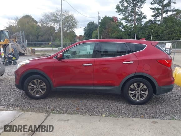 ✅ 2015 Hyundai Santa Fe • VIN: 5XYZT3LBXFG252483 • Лот: 43590935. Опубликован ранее на IAAI с пробегом 123 243 миль. Бесплатный доступ к архиву аукционных продаж из США и подробный отчёт об истории автомобиля на DreamBid. Изображение 14.