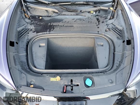 ✅ 2022 Audi RS e-tron GT • VIN: WAUAHBFW1N7903340 • Lot: 79074014. Listed on Copart with 13,755 mi. Free auction sales archive from the USA and detailed vehicle history report at DreamBid. Image 11.