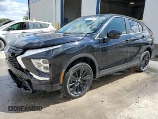 ✅ 2024 Mitsubishi Eclipse Cross LE • VIN: JA4ATVAA0RZ002091 • Lot: 69853835. Wystawiony na Copart z przebiegiem 31 719 mil. Bezpłatny archiwum sprzedaży aukcyjnych z USA i szczegółowy raport historii pojazdu na DreamBid. Zdjęcie 1.