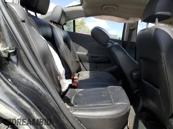 2019 Chevrolet Sonic Premier с VIN 1G1JF5SB7K4126259, выставлен на аукционе Copart как лот 67292374 с пробегом 94 245 миль миль и Списание • Salvage title. История ставок и продаж доступна на DreamBid. Изображение 10.