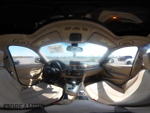 ✅ 2012 BMW 3 Series 335i • VIN: WBA3A9G54CNN67686 • Лот: 42106853. Опубликован ранее на IAAI с пробегом 141 368 миль. Бесплатный доступ к архиву аукционных продаж из США и подробный отчёт об истории автомобиля на DreamBid. Изображение 18.