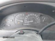 ✅ 1999 Ford Explorer XL • VIN: 1FMZU32X6XZB34133 • Lot: 41391700. Wystawiony na IAAI z przebiegiem 275 611 mil. Bezpłatny archiwum sprzedaży aukcyjnych z USA i szczegółowy raport historii pojazdu na DreamBid. Zdjęcie 7.