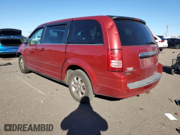 ✅ 2009 Chrysler Town & Country LX • VIN: 2A8HR44E79R561233 • Lot: 90705535. Wystawiony na Copart z przebiegiem 244 257 mil. Bezpłatny archiwum sprzedaży aukcyjnych z USA i szczegółowy raport historii pojazdu na DreamBid. Zdjęcie 2.