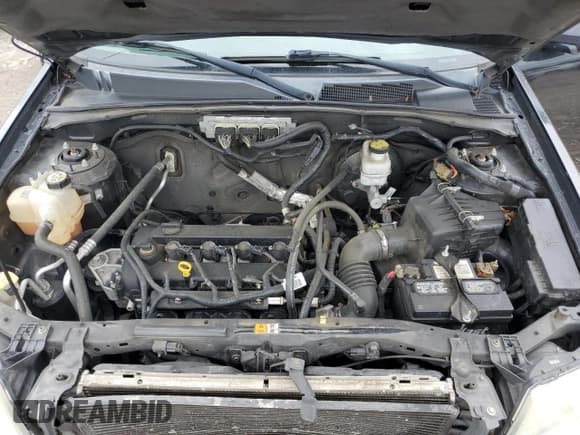 ✅ 2011 Mazda Tribute Sport • VIN: 4F2CY0C79BKM03786 • Lot: 58507065. Listed on Copart with 197,089 mi. Free auction sales archive from the USA and detailed vehicle history report at DreamBid. Image 12.