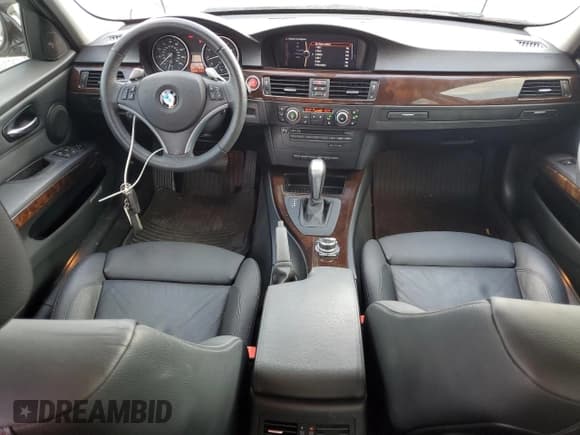 ✅ 2010 BMW 3 Series 335i xDrive • VIN: WBAPL3C55AA407996 • Lot: 69088905. Listed on Copart with 68,140 mi. Free auction sales archive from the USA and detailed vehicle history report at DreamBid. Image 8.