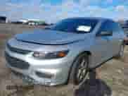 2018 Chevrolet Malibu LS z VIN 1G1ZC5ST8JF194027, wystawiony jako IAAI lot #41209623 z przebiegiem 112 940 mil mil oraz . Historia ofert i sprzedaży dostępna na DreamBid. Obrazek 2.