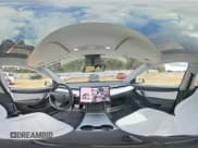 ✅ 2021 Tesla Model Y Performance • VIN: 5YJYGDEF3MF246650 • Lot: 81939935. Wystawiony na Copart z przebiegiem 62 175 mil. Bezpłatny archiwum sprzedaży aukcyjnych z USA i szczegółowy raport historii pojazdu na DreamBid. Zdjęcie 14.