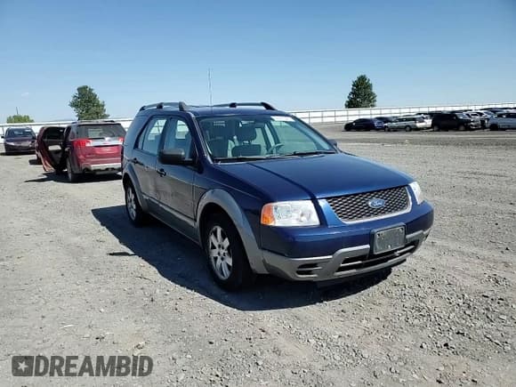 ✅ 2006 Ford Freestyle SE • VIN: 1FMZK04166GA49588 • Lot: 63871645. Listed on Copart with 165,985 mi. Free auction sales archive from the USA and detailed vehicle history report at DreamBid. Image 14.
