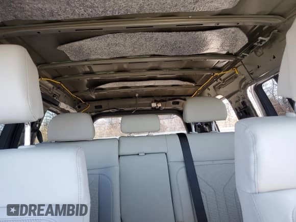 2025 Hyundai Santa Fe SEL с VIN 5NMP2DG18SH022720, выставлен на аукционе Copart как лот 49456165 с пробегом 7 356 миль миль и Списание • Salvage title. История ставок и продаж доступна на DreamBid. Изображение 10.