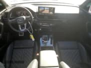 ✅ 2023 Audi SQ5 Sportback Premium Plus • VIN: WA124AFY5P2118392 • Лот: 47560404. Опубликован ранее на Copart с пробегом 2 768 миль. Бесплатный доступ к архиву аукционных продаж из США и подробный отчёт об истории автомобиля на DreamBid. Изображение 8.