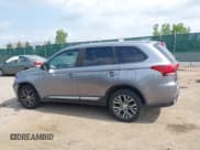✅ 2018 Mitsubishi Outlander ES • VIN: JA4AZ3A36JZ042040 • Лот: 42693066. Опубликован ранее на IAAI с пробегом 177 354 миль. Бесплатный доступ к архиву аукционных продаж из США и подробный отчёт об истории автомобиля на DreamBid. Изображение 14.