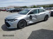 ✅ 2020 Toyota Avalon Hybrid XSE • VIN: 4T1E21FB3LU014885 • Лот: 53574935. Опубликован ранее на Copart с пробегом 65 173 миль. Бесплатный доступ к архиву аукционных продаж из США и подробный отчёт об истории автомобиля на DreamBid. Изображение 1.
