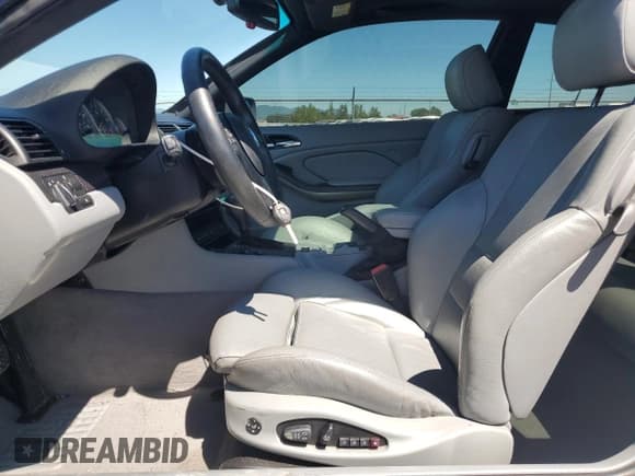 ✅ 2005 BMW 3 Series 330Ci • VIN: WBABD534X5PL15781 • Lot: 57155675. Wystawiony na Copart z przebiegiem 92 935 mil. Bezpłatny archiwum sprzedaży aukcyjnych z USA i szczegółowy raport historii pojazdu na DreamBid. Zdjęcie 7.