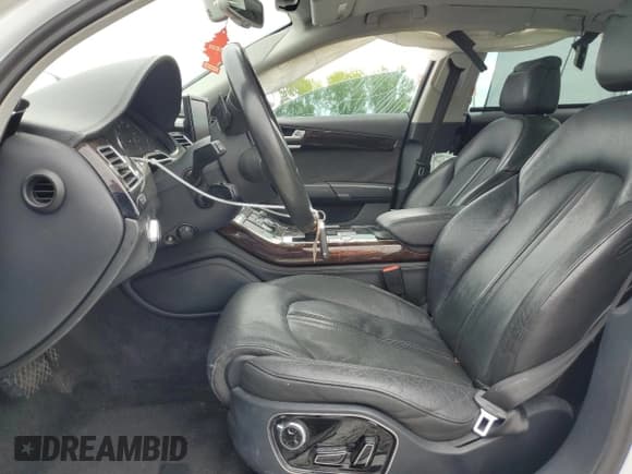 ✅ 2012 Audi A8 • VIN: WAURVAFD7CN020369 • Лот: 58360915. Опубликован ранее на Copart с пробегом 158 824 миль. Бесплатный доступ к архиву аукционных продаж из США и подробный отчёт об истории автомобиля на DreamBid. Изображение 7.