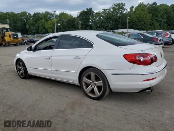 ✅ 2009 Volkswagen CC 4Motion • VIN: WVWGU73C09E539235 • Лот: 68752414. Опубликован ранее на Copart с пробегом 101 792 миль. Бесплатный доступ к архиву аукционных продаж из США и подробный отчёт об истории автомобиля на DreamBid. Изображение 2.